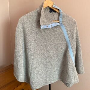 100% Cashmere grey poncho w/lt blue stripe One Size fits most; MAG by Magaschoni